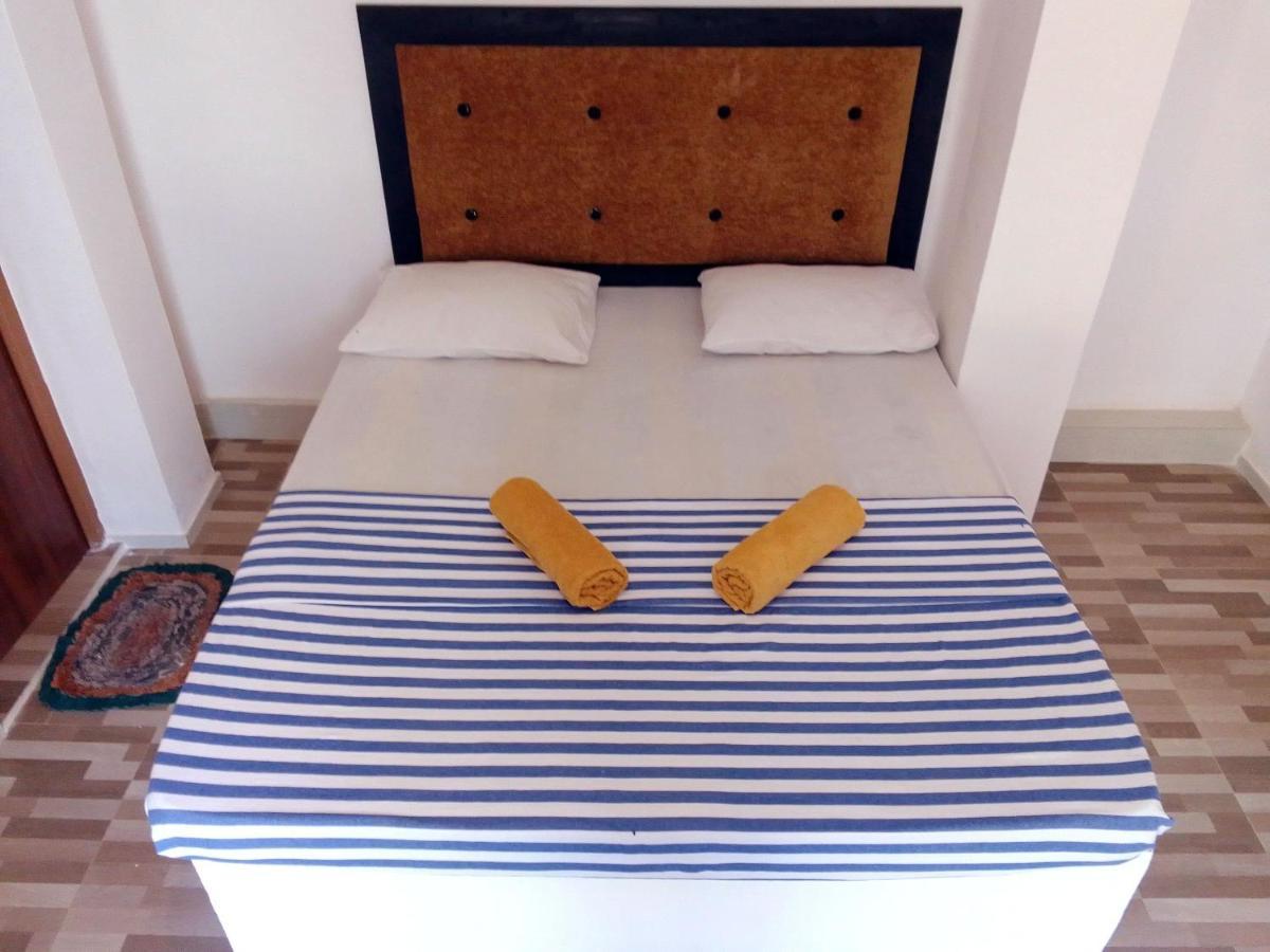 Big House Udawalawe B&B 외부 사진