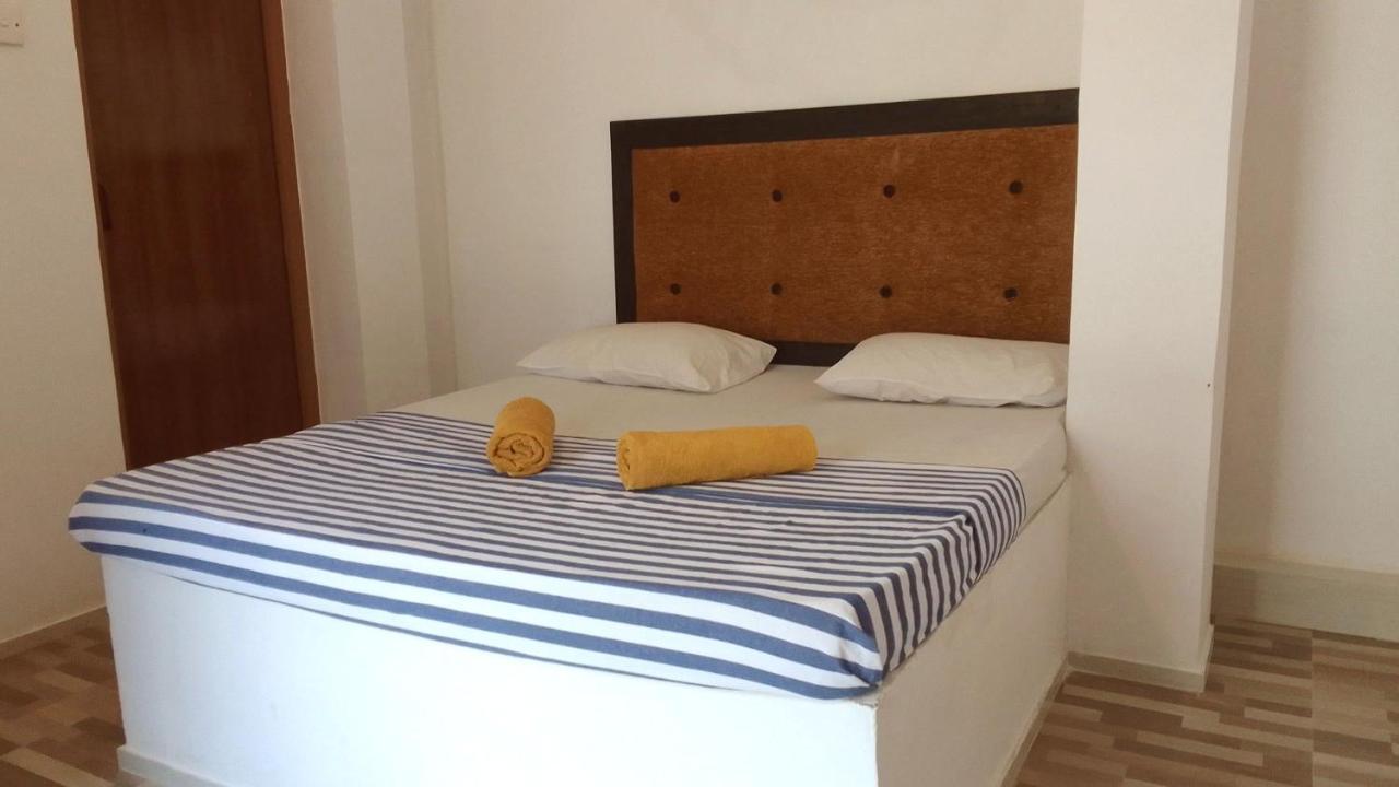 Big House Udawalawe B&B 외부 사진