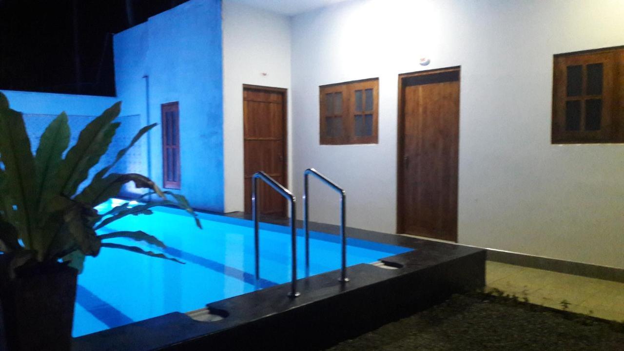 Big House Udawalawe B&B 외부 사진