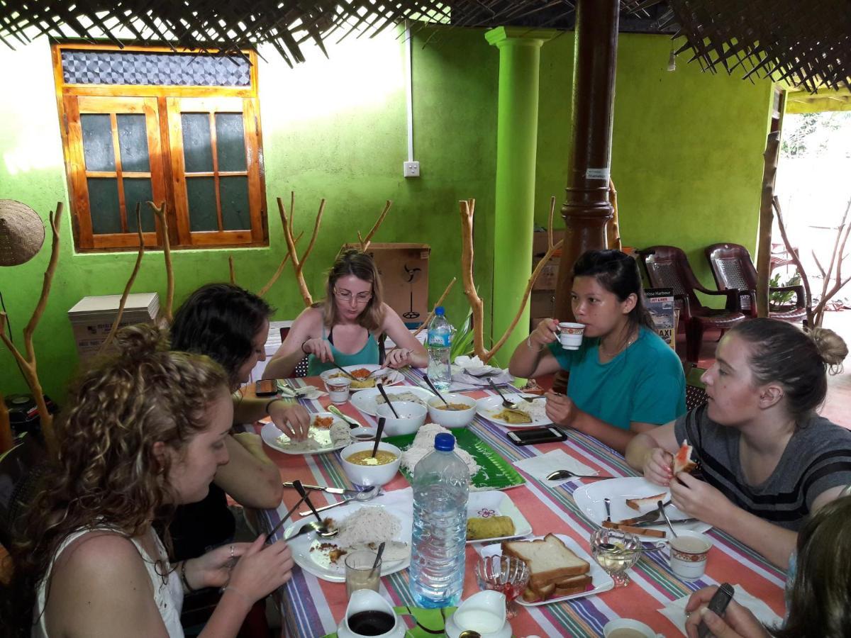 Big House Udawalawe B&B 외부 사진